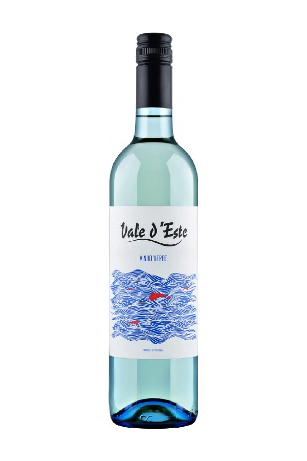 Bottle of Este Vinho Verde Cans